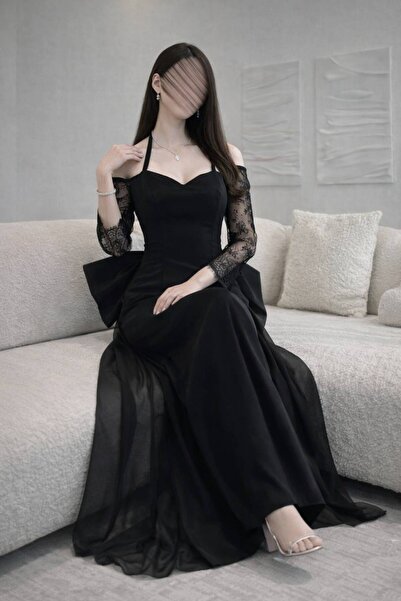 RWETA Black evening dress with lace sleeves