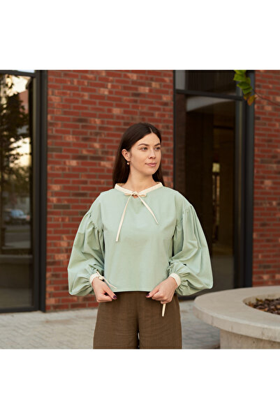 Nuvola slow fashion Blouse with puff sleeves and bows