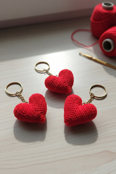 MOODİE ATÖLYE Amigurumi El Yapımı Örgü Kalp Anahtarlık Çanta Süsü Sevgililer ...