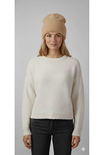 Es Sport Women's Winter Plush Beanie, Welsoft Hat, Keeps Warm Cold-Proof