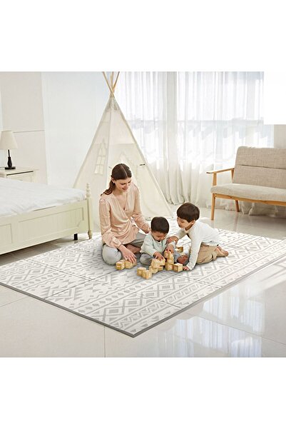 OEM Foldable Double-Sided Rug Ecru Gray with Linear Geometric Pattern 197x147...