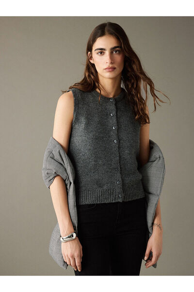 LC Waikiki Özmarka New Season Crew Neck Women's Knitwear Vest