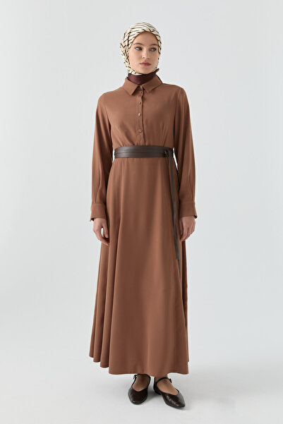 Tuğba Deri Kemer Detaylı Elbise - Taba