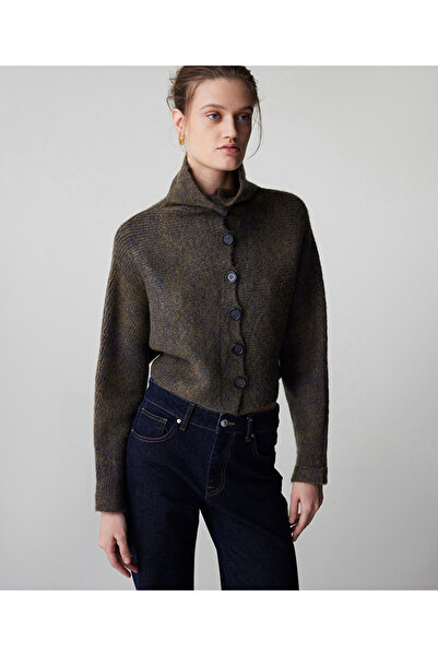 İpekyol Dokulu yüksek yaka triko hırka