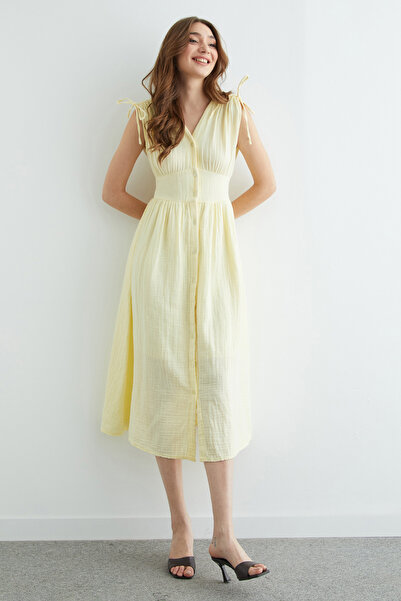 Fulla Moda Shoulder Tie Buttoned Muslin Dress