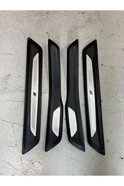 TİTANİKPARTS BMW 3 SERİSİ F30 F30 LCI M LOGOLU KAPI EŞİK BAKALİTİ SIFIR KAMPA...