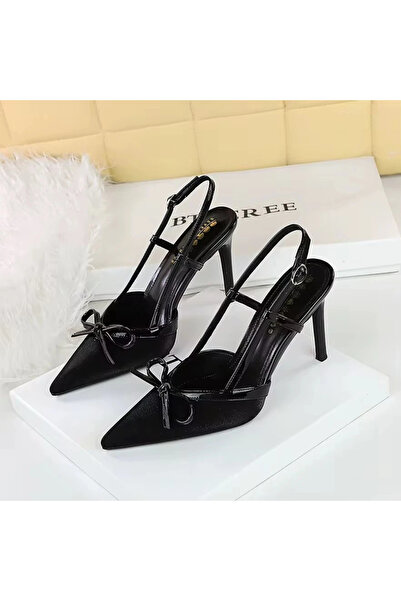 1way Elegant women's heels with bow embellishment