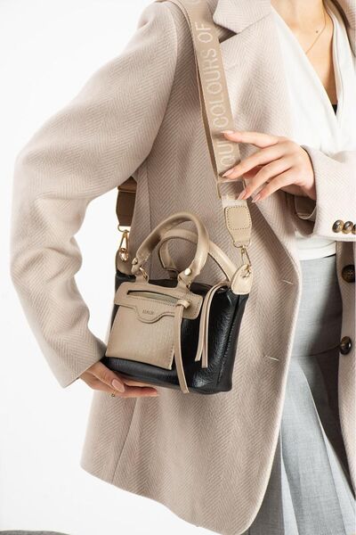 Berlin bags Geantă de umăr din piele moale Abra cu secțiuni