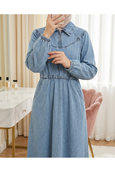 Modamorfo Φόρεμα τζιν με φερμουάρ στο λαιμό, ελαστική μέση και μανίκια, και τ...