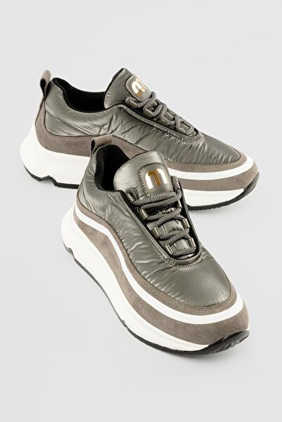 Mubiano Women's Anorak Sneaker with Suede Detail, Thick Sole, Lace-Up, Mito Gray