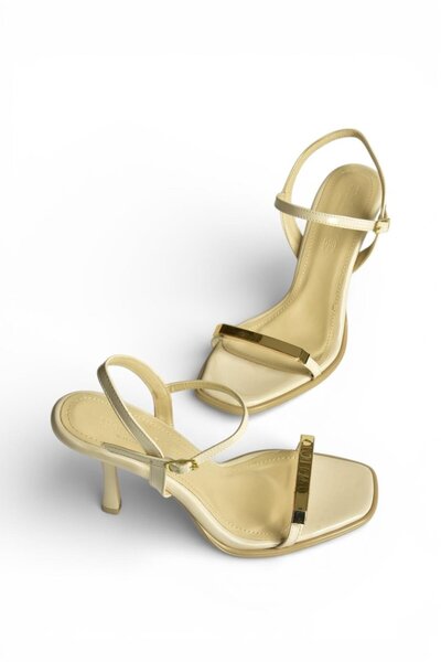 Fox Shoes Y820230508 Pantofi de damă din piele lacuită cu toc subțire