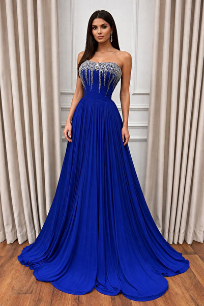 Shad Luxurious royal blue evening dress with an elegant design
