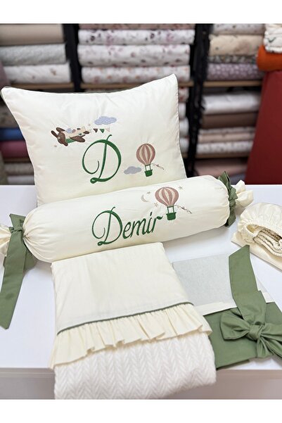 GAYE EV TEKSTİLİ Embroidered Baby Pique Set (with Candy Pillow)