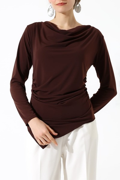 Sabr بلوزة ساندي ديجاجي ياكا فستان بتجاعيد مجمّعة بأكمام طويلة غير متماثلة - ...