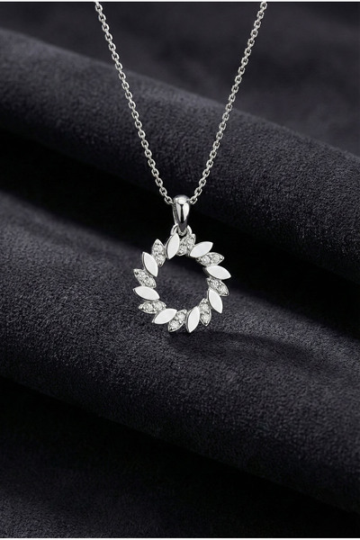 Erdobia 925 Ayar Gümüş Rodyum Kaplama Zirkon Taşlı Defne Yaprağı Çelenk Kolye