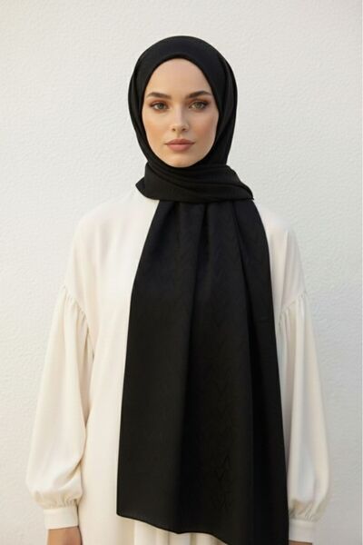 Mizalle & YAQA Filigran Desenli Jakarlı Siyah Şal