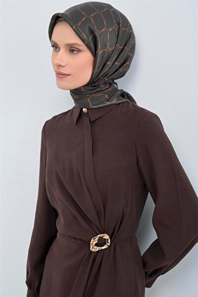 Armine Eșarfă din mătase pură tip twill 9538D 54