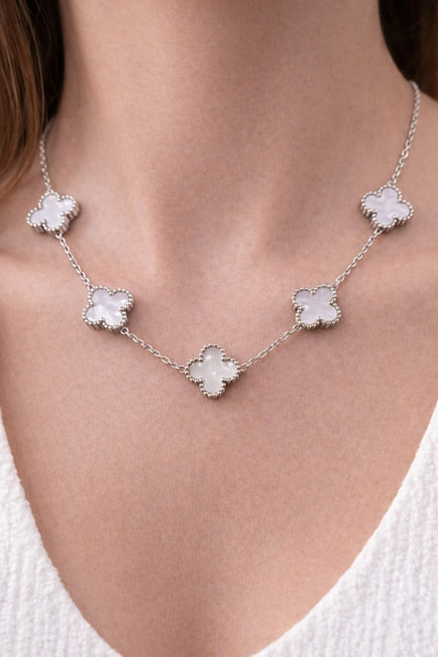 charmove ile kendinizi şımartın Women's Clover White Stone Elegant Stylish St...