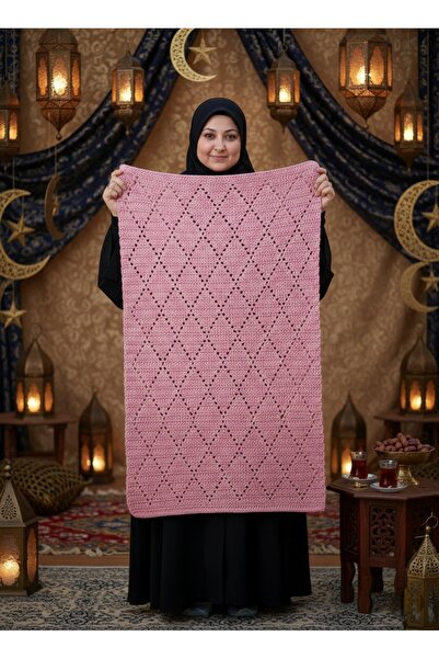 Günebakan Tığişi Baklava Patterned Prayer Rug (Plain Edge Without Fringe)