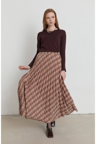 Fatma Atasoy Gold Düğmeli Kısa Acı Kahve Basic Merserize Triko Kazak