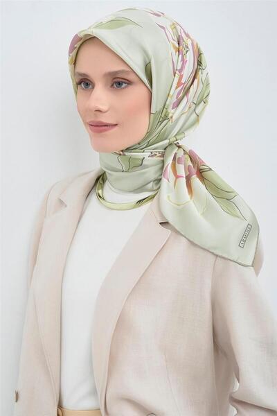 Armine Eșarfă din mătase pură tip twill 9509D 33