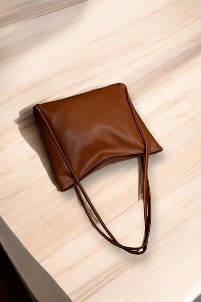 Septemmart حقيبة كتف نسائية من الجلد من لوب موديل