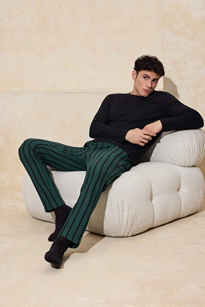 Trendyol Collection Schwarz-grünes gestreiftes, strukturiertes Strick-Pyjama-...