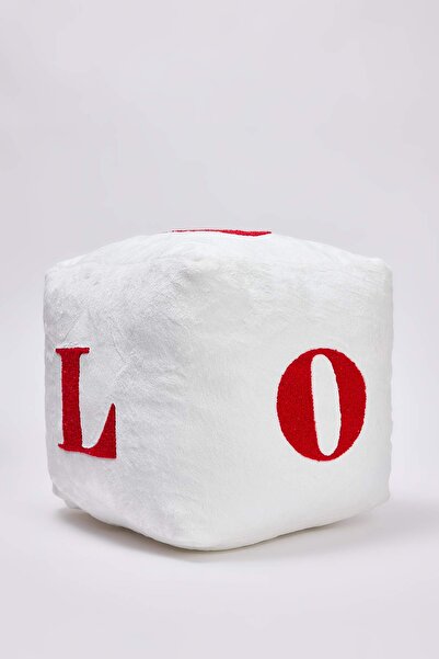 TRENDYOLMİLLA HOME Heart Patterned Stuffed Throw Pillow 30cm Tphss26Kkk00001