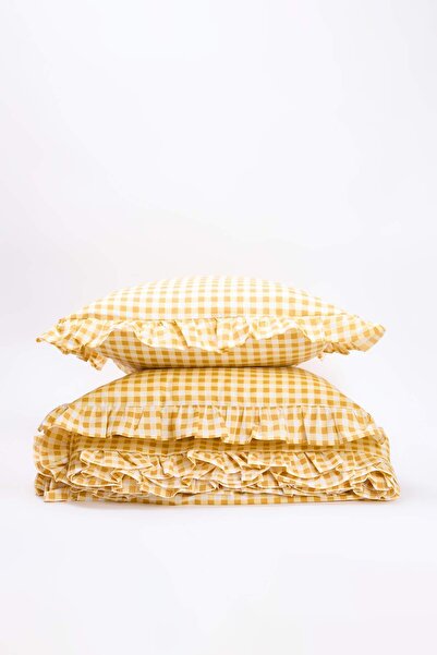 TRENDYOLMİLLA HOME Double Ruffled Gingham Patterned Duvet Cover Set