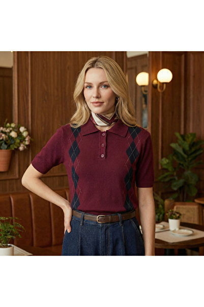Qoolest Kadın Bordo Polo Yaka Kısa Kollu Baklava Desenli Düğmeli Triko Kazak