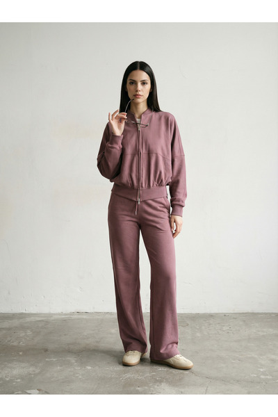 Amia&Co. Claret Red Zippered Oversized Women's Tracksuit Bottom and Top Set