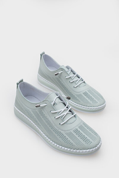 Capone Outfitters Torrie Genuine Leather Soft Comfort Sole Women's Sneaker