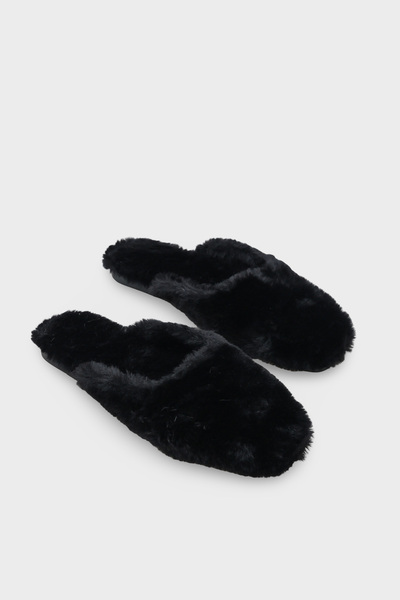 Capone Outfitters Cecile Women's Plush Closed Toe Slippers