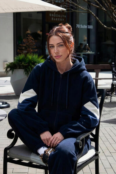 MARKAPIA WOMAN Hanorac de damă cu fermoar, cu buzunar, din lână, albastru închis