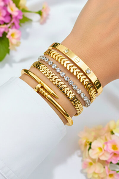 Crc Bijuteri مجموعة أساور نسائية مكونة من 5 أحجار الزركون وتفاصيل متعرجة مع ط...