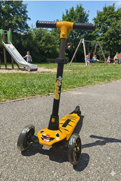 POZART Figürlü Leddy Sizlerle Led Işıklı Tekerler 50kğ Taşıma Kapasitesi 2-6 ...