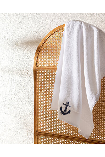 Madame Coco Lory Bath Towel