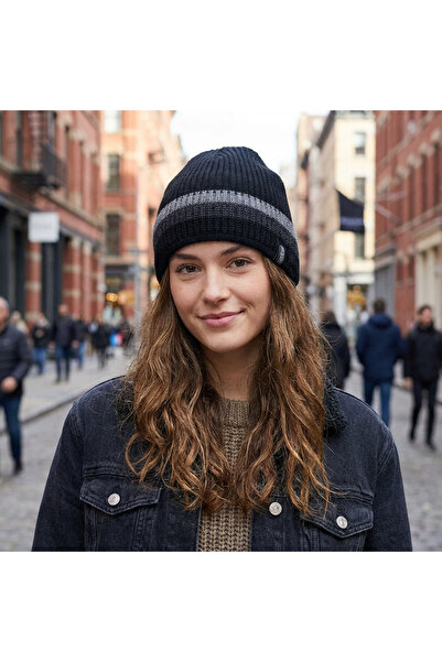 PIECE SIGNATURE Foldless Plain Soft Beanie Against the Cold (for Women and Men)