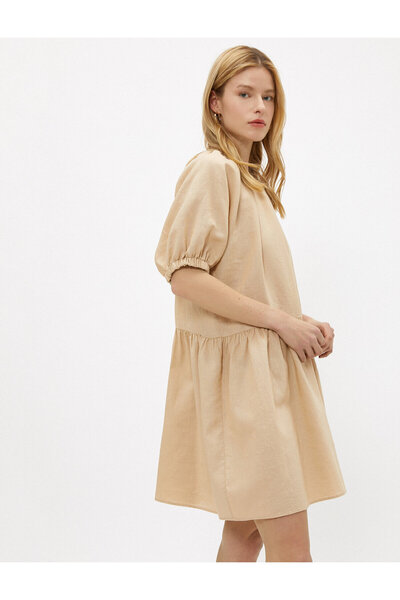 Koton طاقم الرقبة بالون كم فستان قصير