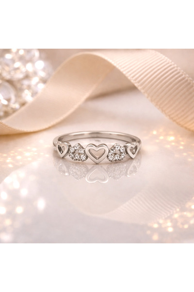 Siset Gümüş 925 Ayar Rodyum Kaplama Zirkon Taşlı Kalpli Gümüş Yüzük