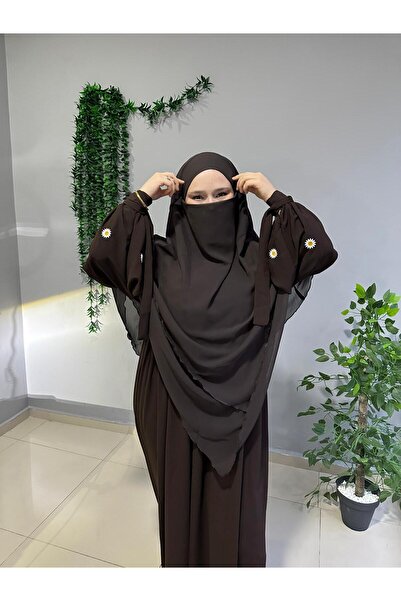 Yüsra Collection طقم فستان ليزا مطرز بالبابونج وتنورة سوفليه طويلة مكون من قط...