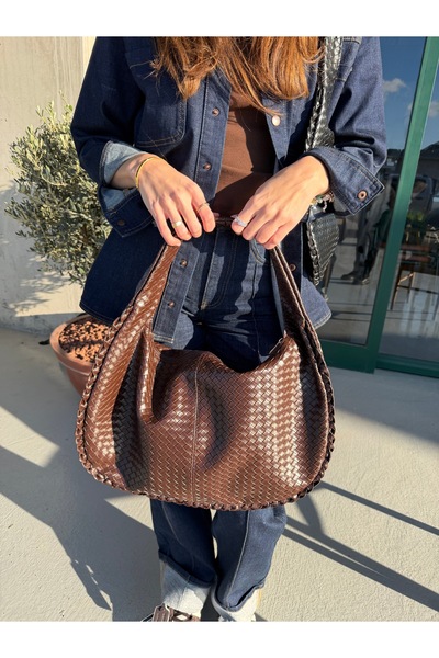 serenıa Zoe Women's Bitter Brown Shoulder Bag