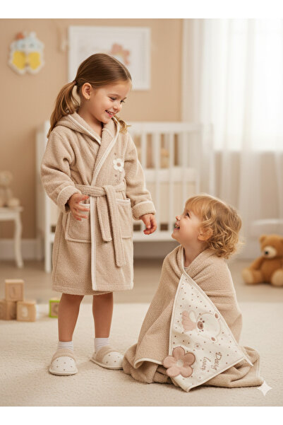 Balgüneş Tekstil Bornoz Seti 4 lü Kız Bebek