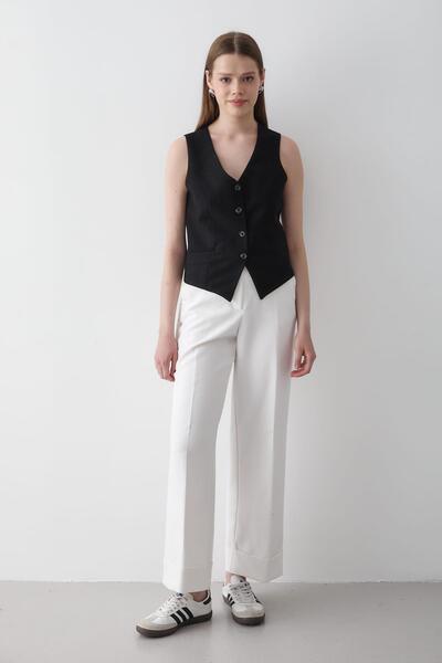 JASTE Women's Lined Button Detailed Vest Black