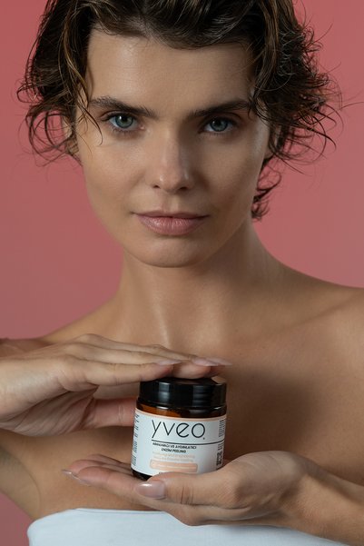 YVEO Purifying and Brightening Enzyme Peeling (65 Gr)