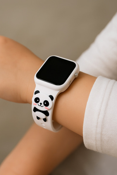 GTURK STORE Panda Figürlü Çocuk Kol Saati (Akıllı Saat Değildir ) Beyaz