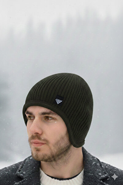 Etoile Studio Beanie with Ear Covers Detail