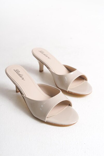 LDR Papuci cu toc deschis din piele lacuita bej pentru femei