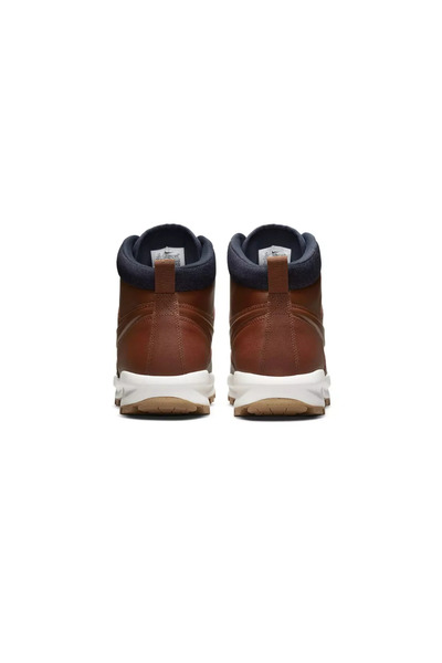 nike manoa boots size 15