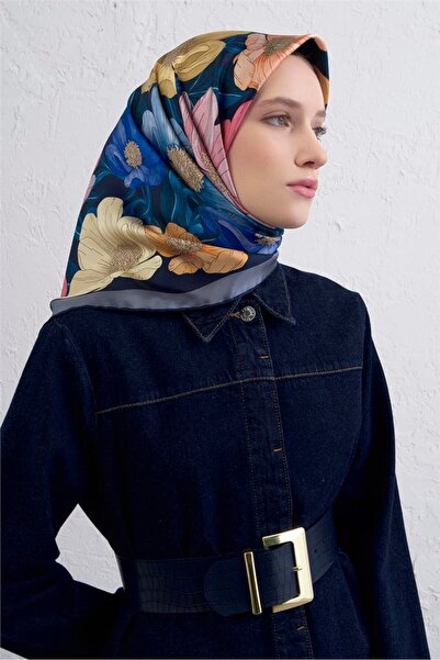 Armine Сура Іпек 9403D